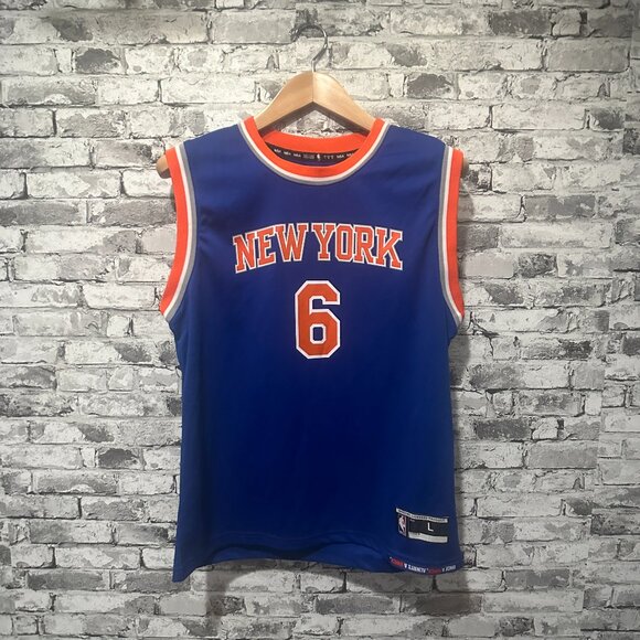EUC NBA Apparel New York Knicks Porizingis Jersey Size Youth Large (14/16) - Picture 1 of 15